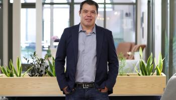 Chris Mooney joined the Environmental Institute as a two-year practitioner fellow.