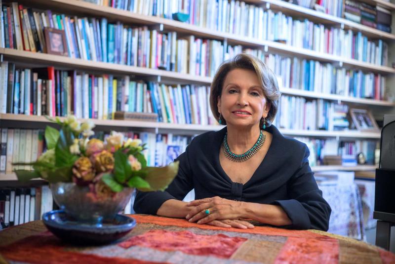 Farzaneh Milani, over almost four decades of teaching, creates in her classes “a community of fellow travelers who have free passage to unfamiliar territories.” 