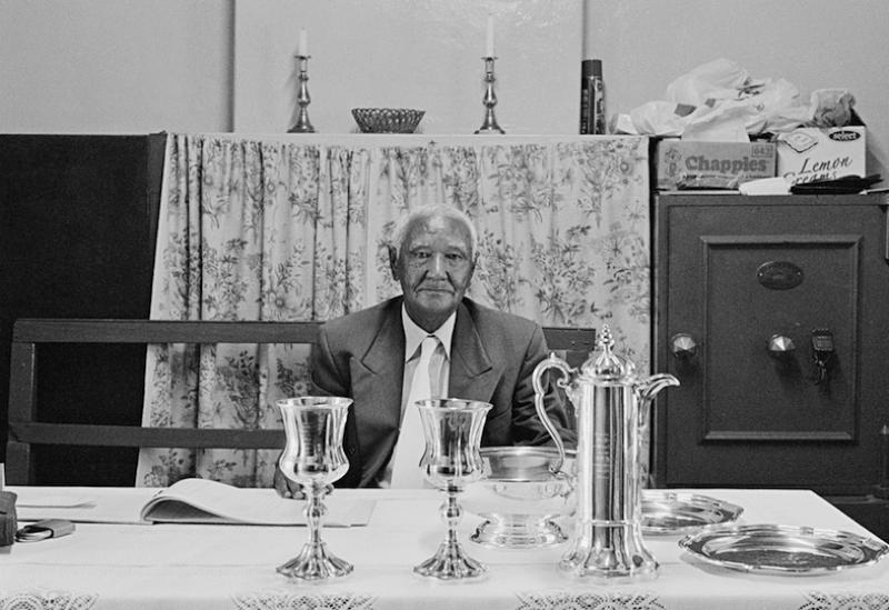 Photo of South African church elder by Cedric Nunn